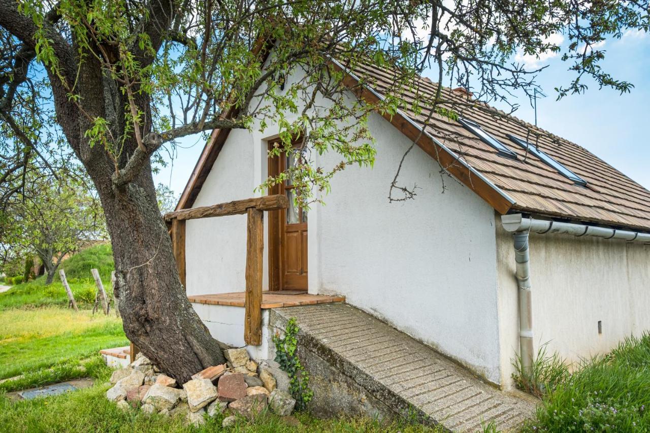 Tagyon Birtok Mandula Apartmanház Exterior foto