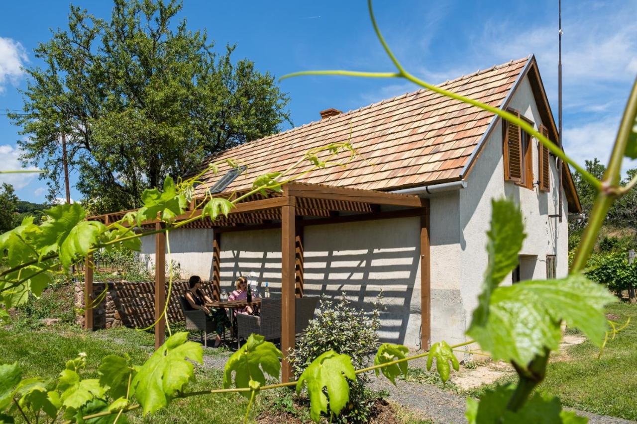 Tagyon Birtok Mandula Apartmanház Exterior foto
